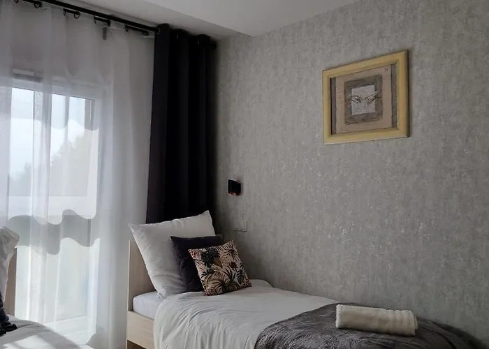 Q Eden Dwupokojowy Z Garazem Gratis Manufaktura Fv *