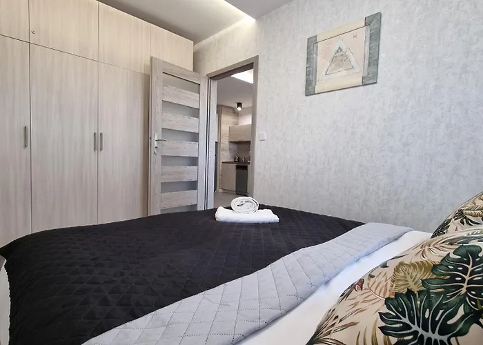 아파트 Q Eden Dwupokojowy Z Garazem Gratis Manufaktura Fv 우치